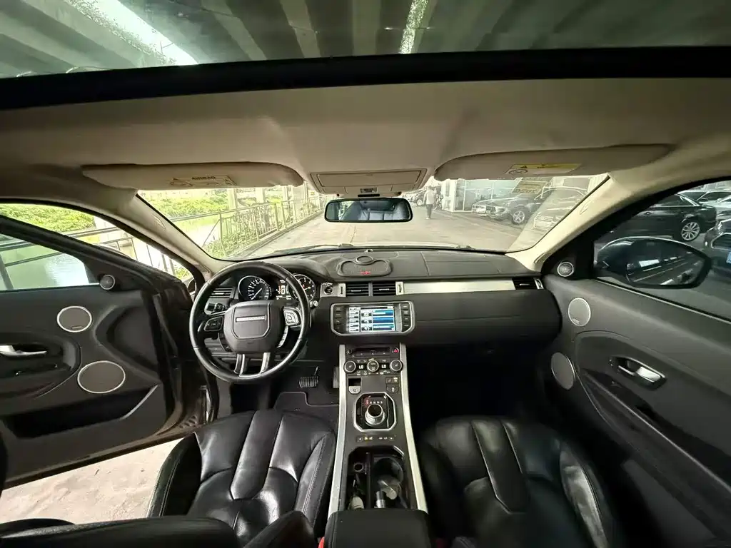 Land Rover Evoque 2016 — фото 7