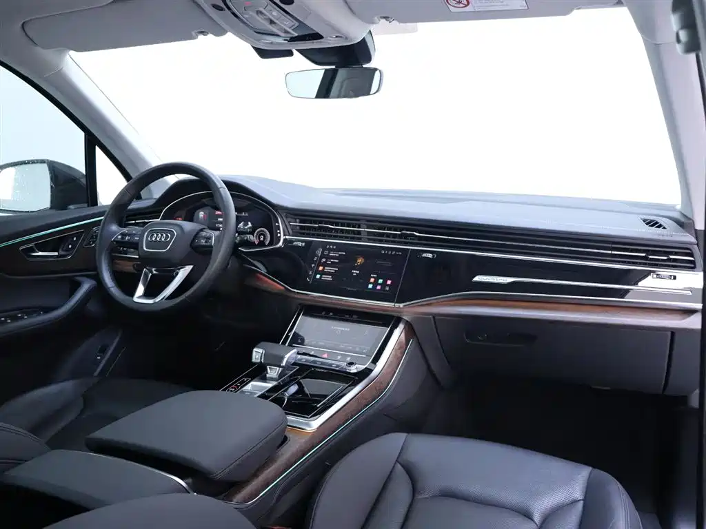 Audi Q7 2023 — фото 19