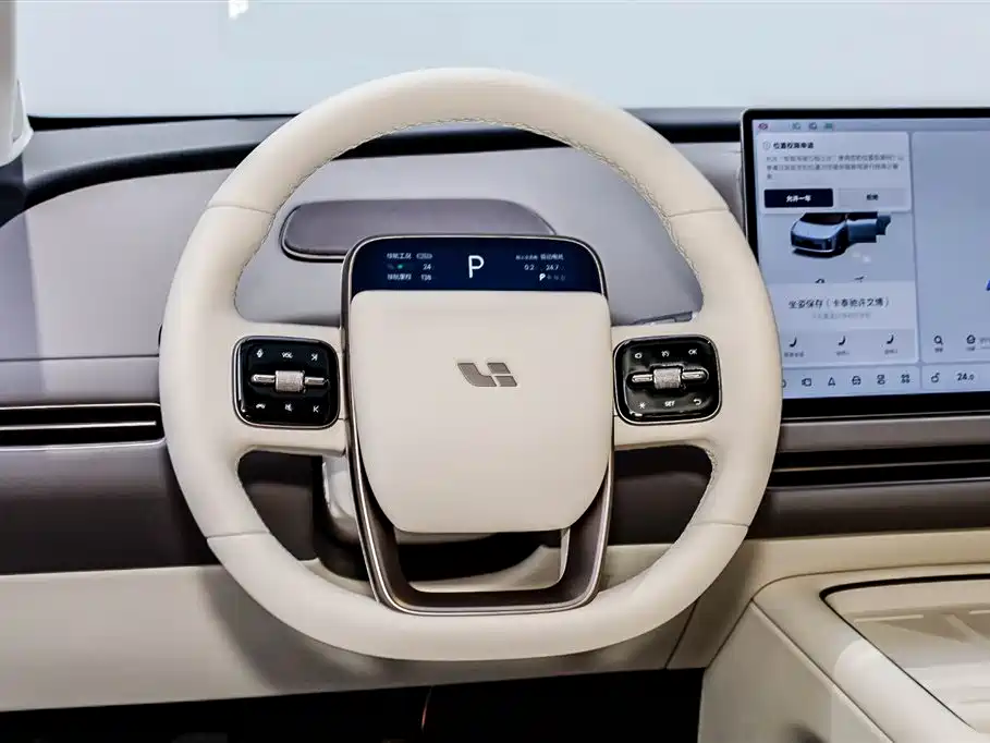 Li Auto i8 2025 — фото 15