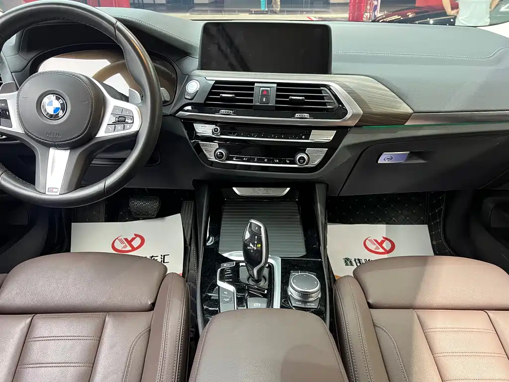 BMW X3 2021 — фото 11