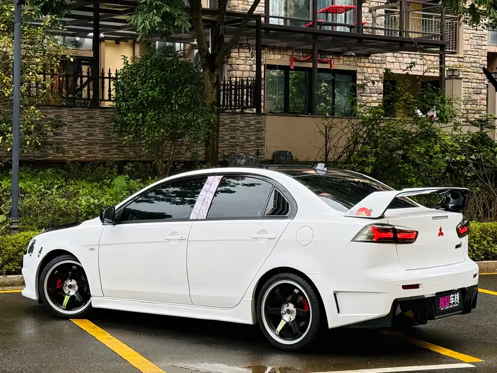 Mitsubishi Lancer EX 2013 — фото 13