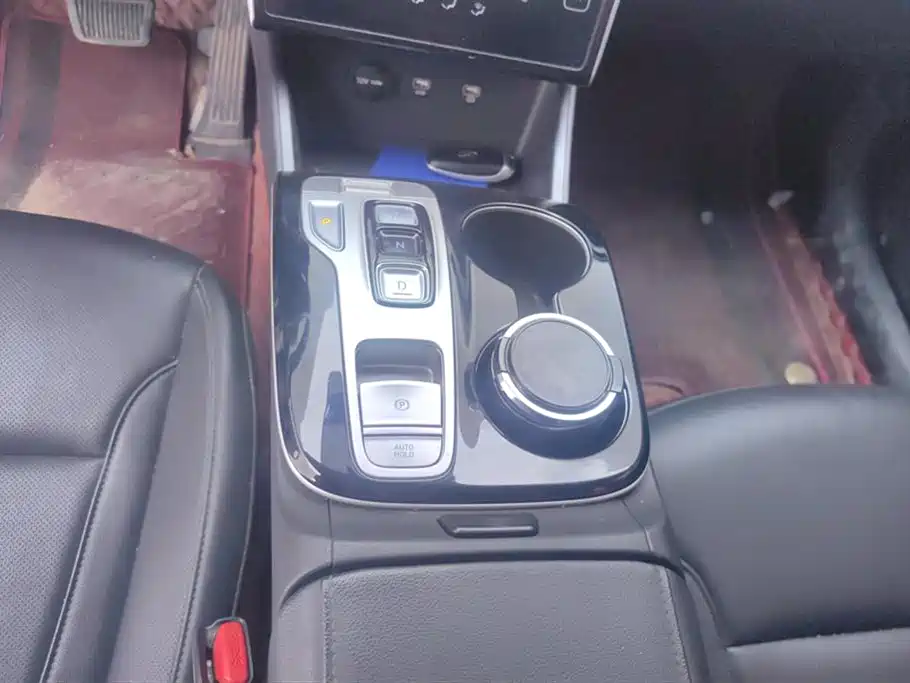 Hyundai Tucson 2023 — фото 16