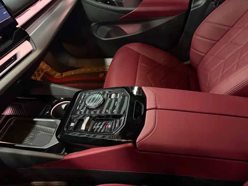 BMW 5 Series 2026