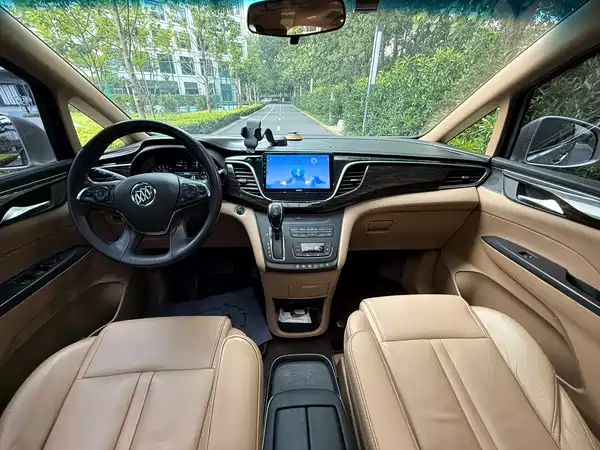 Buick GL8 2017
