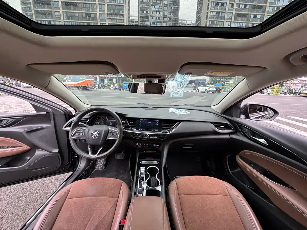 Buick Regal 2022 — фото 14