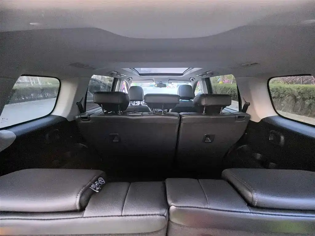GAC Motor Trumpchi GS8 2017 — фото 11