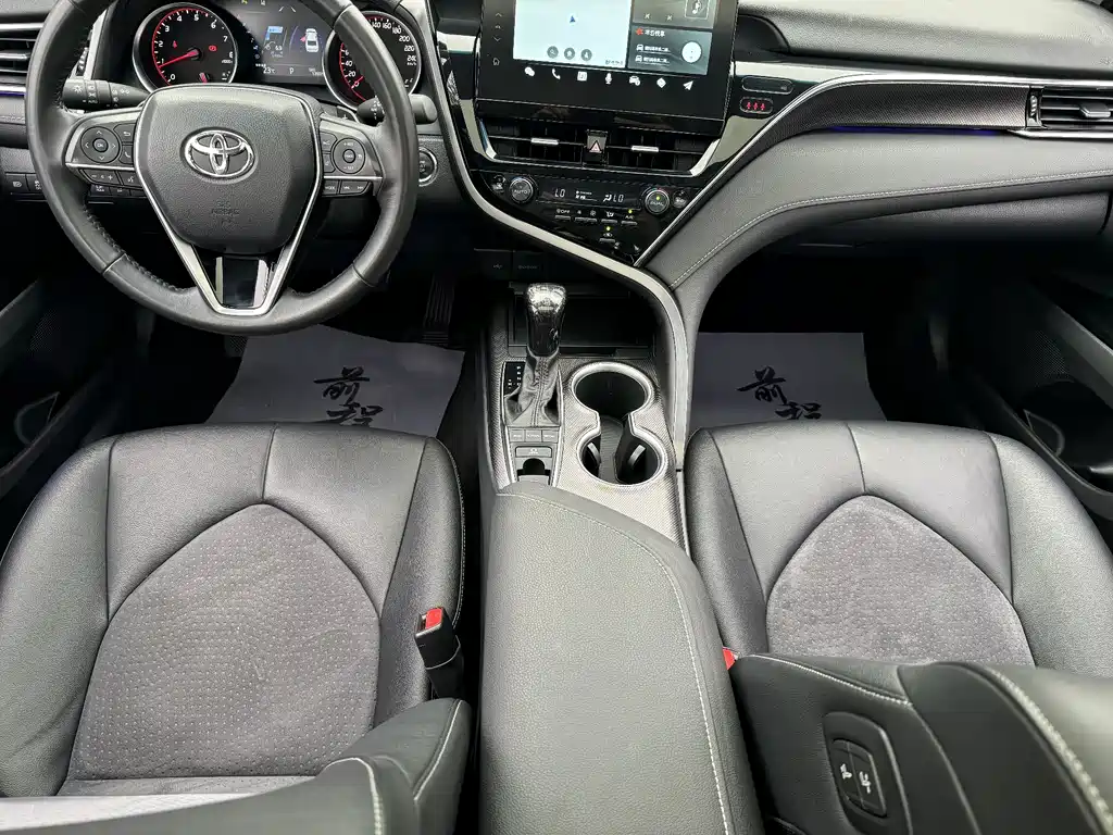 Toyota Camry 2021 — фото 44