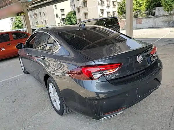 Buick Regal 2020