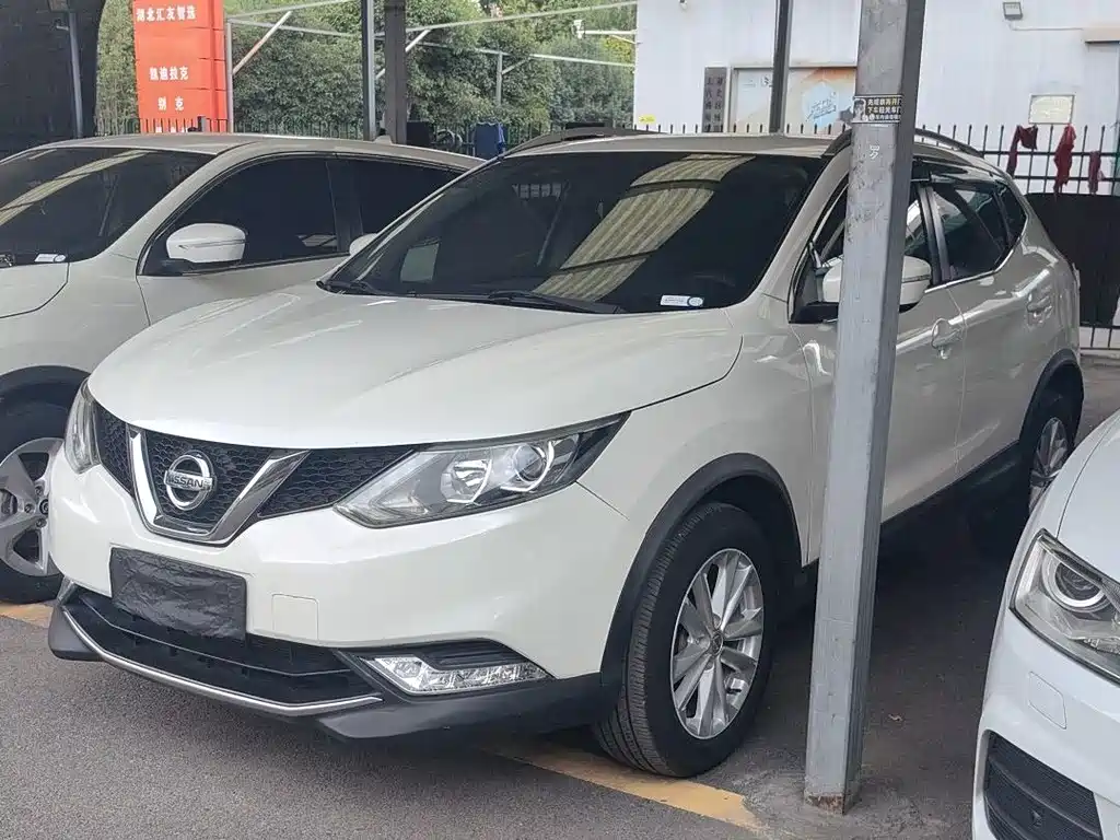 Nissan Qashqai 2016 — фото 1