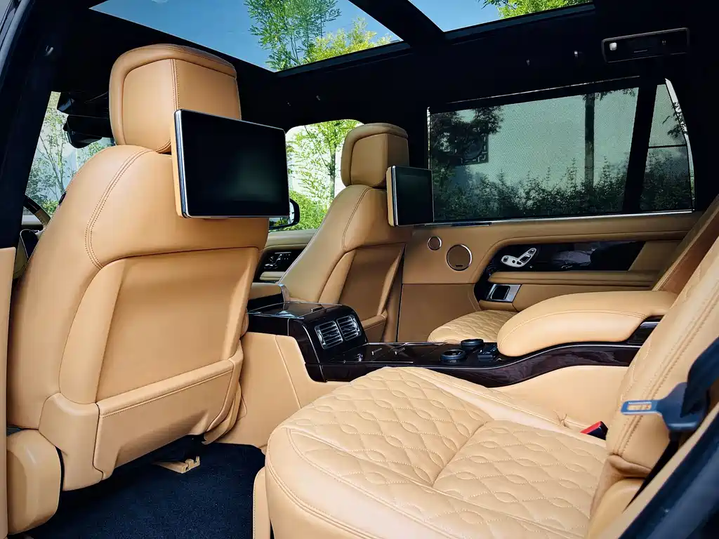 Land Rover Range Rover 2021 — фото 15