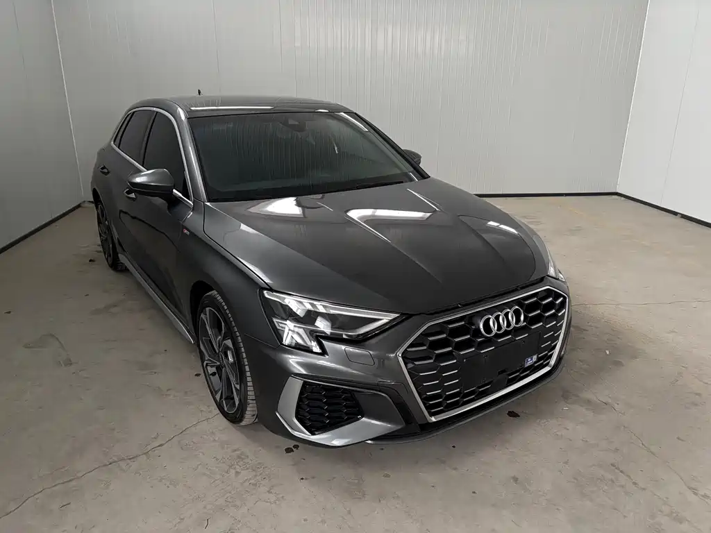 Audi A3 2022 — фото 2