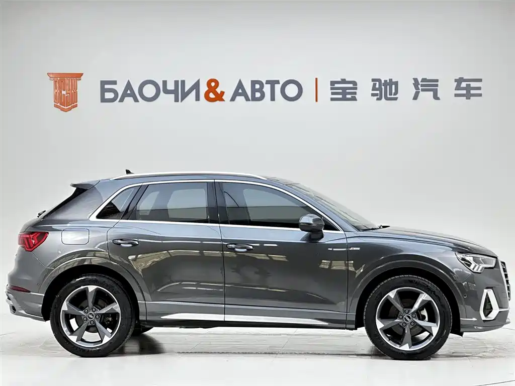 Audi Q3 2022 — фото 4