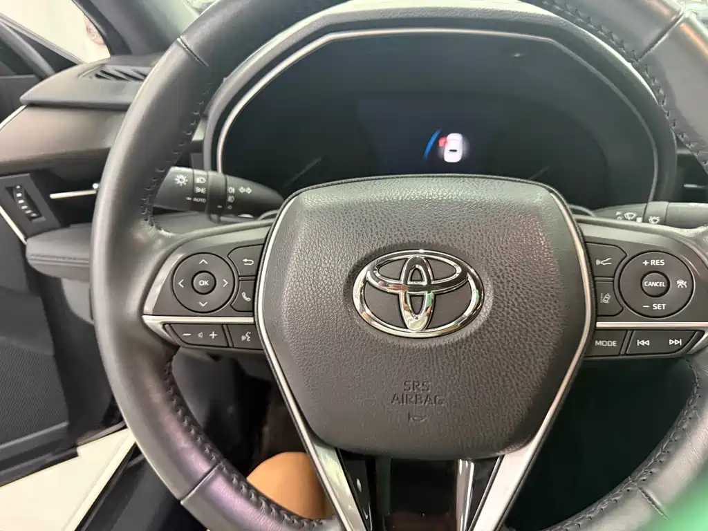 Toyota Avalon 2022 — фото 15