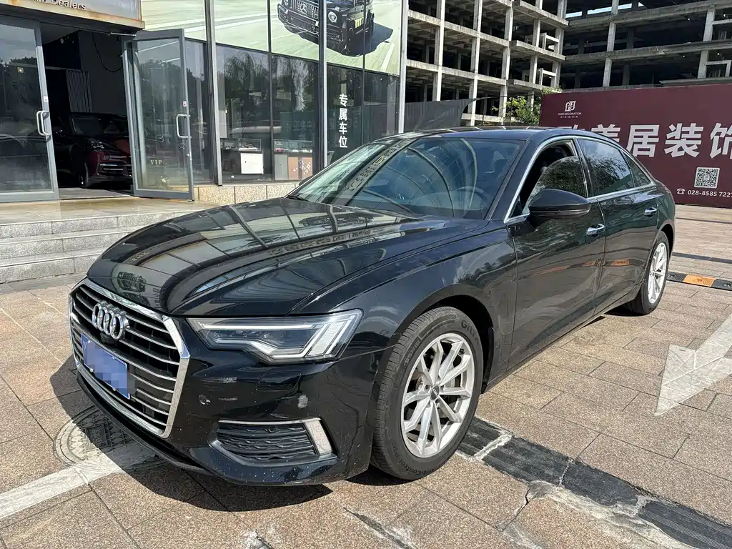 Audi A6L 2019 — фото 1