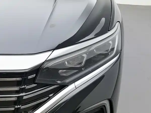 Volkswagen Passat Plug-In Hybrid 2023