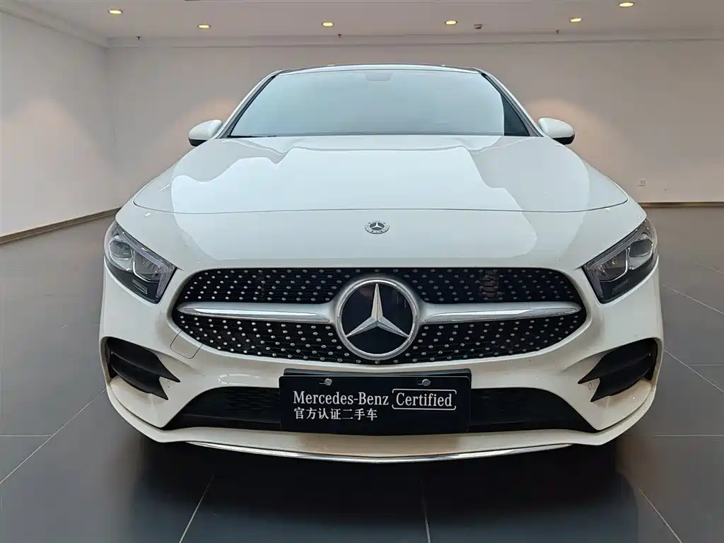 Mercedes-Benz A-Class 2023 — фото 4