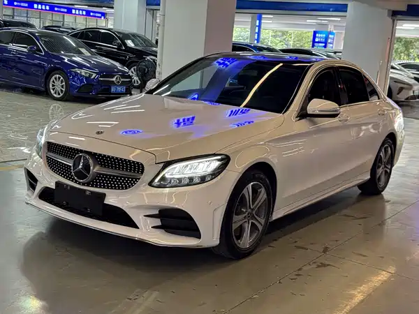 Mercedes-Benz C-Class 2019