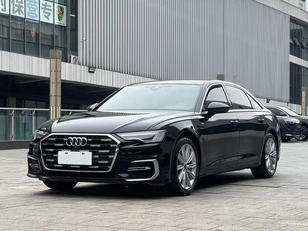 Audi A6L 2023 — фото 1