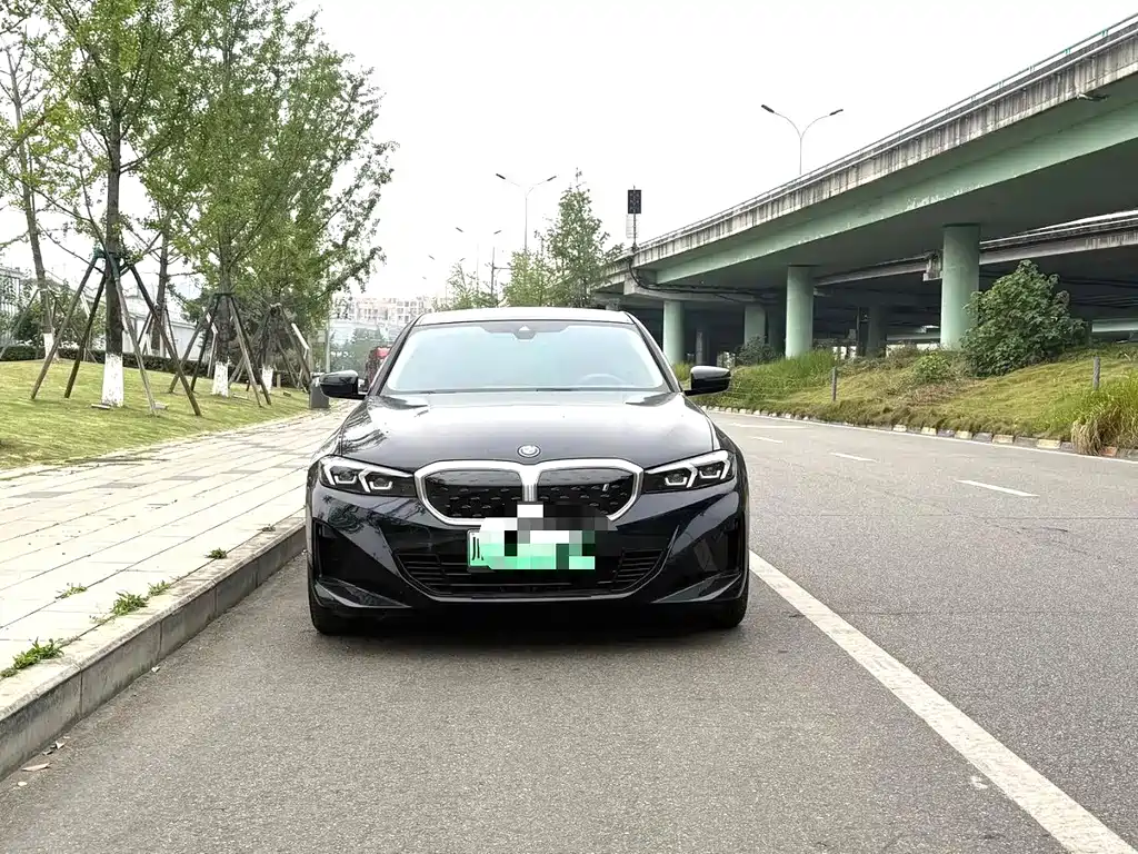 BMW i3 2024
