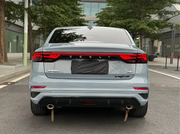Geely Emgrand 2023