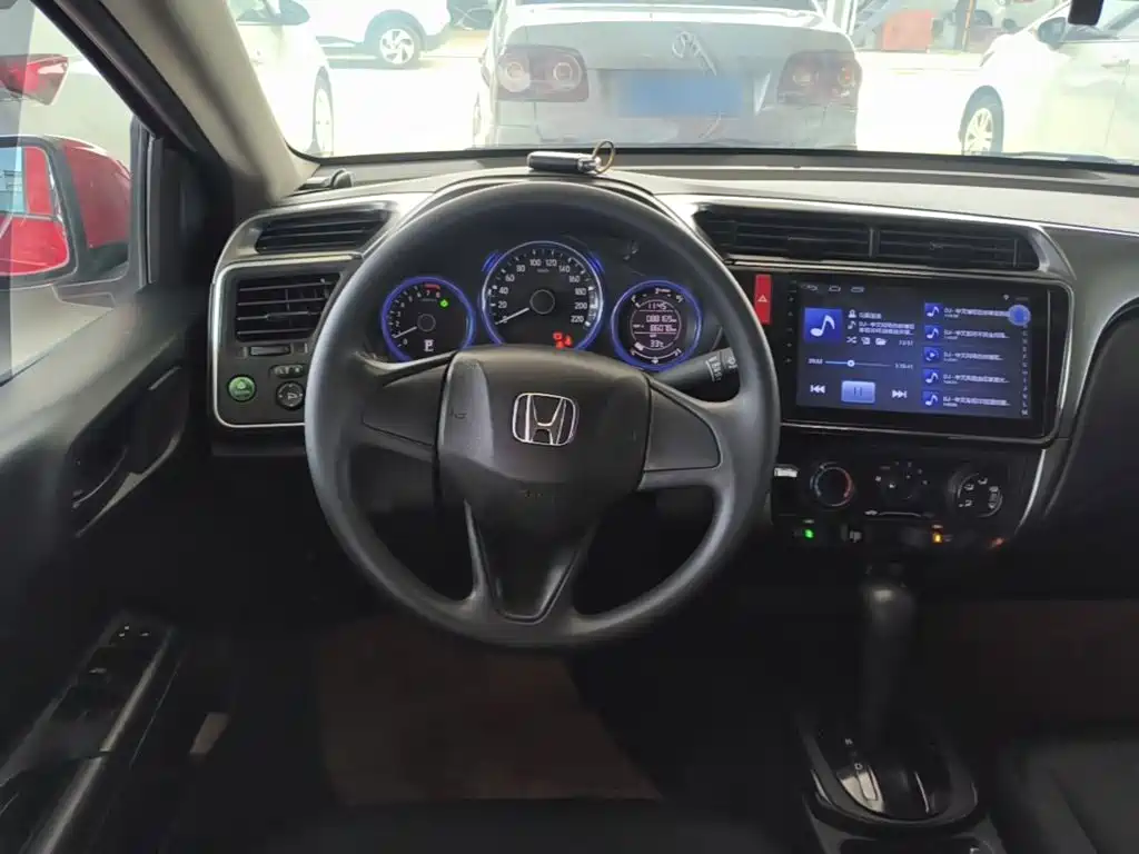 Honda City 2017 — фото 11