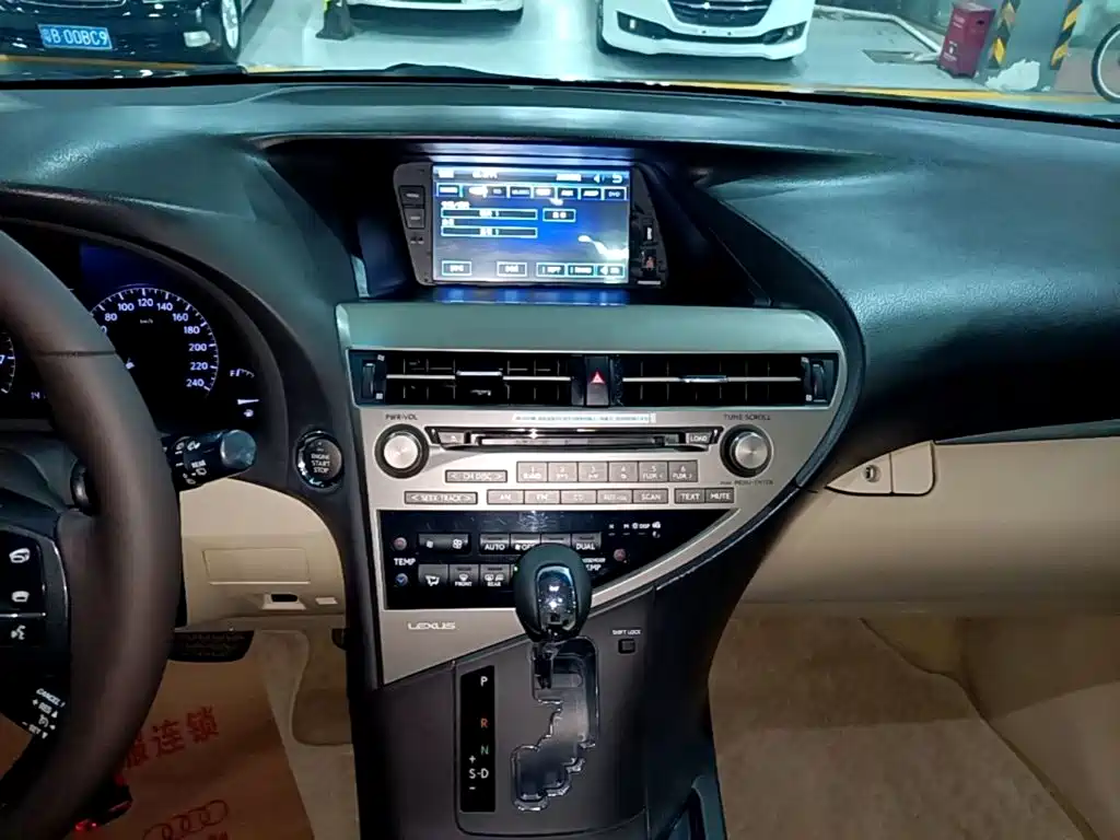 Lexus RX Classic 2015 — фото 13