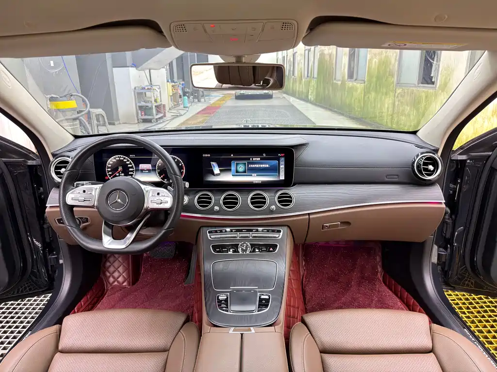 Mercedes-Benz E-Class 2019 — фото 9