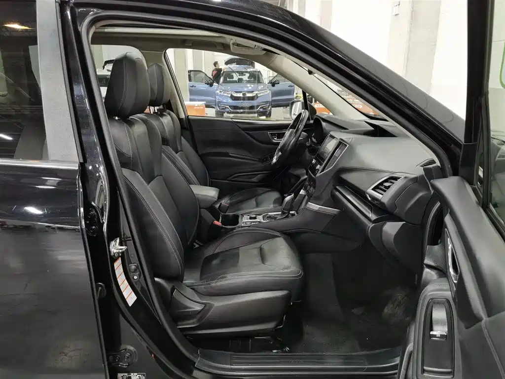 Subaru Forester 2019 — фото 23
