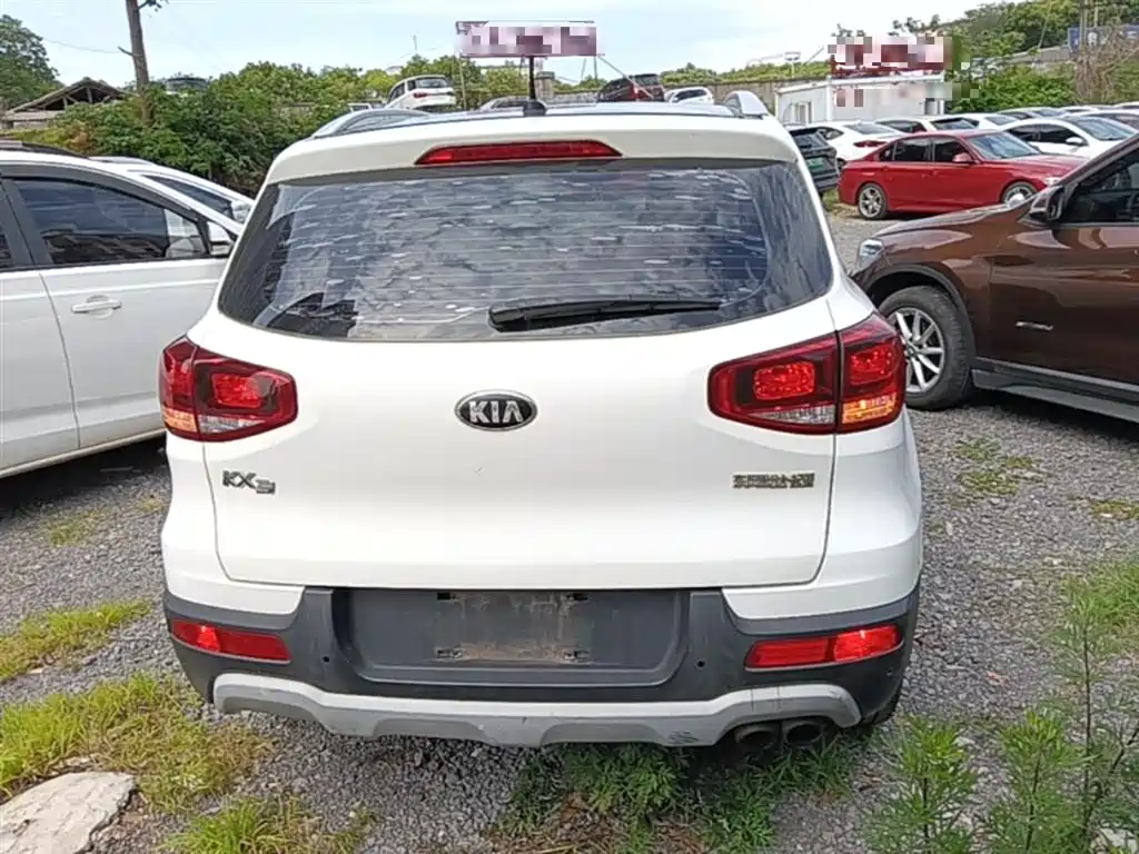 Kia KX3 2016 — фото 6