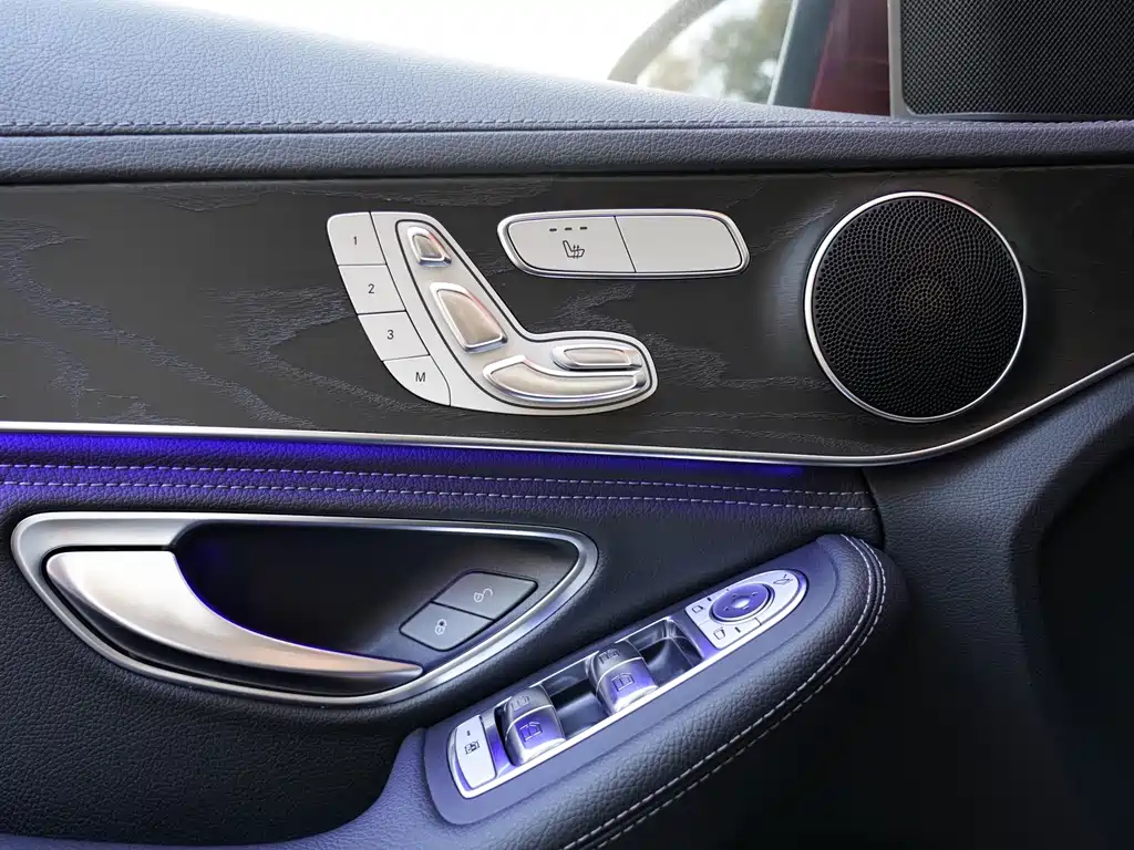 Mercedes-Benz C-Class 2020 — фото 15