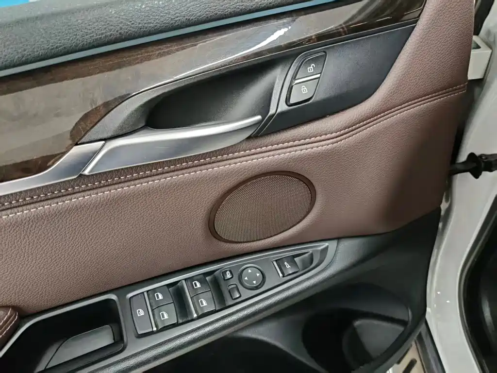 BMW X5 2017 — фото 16