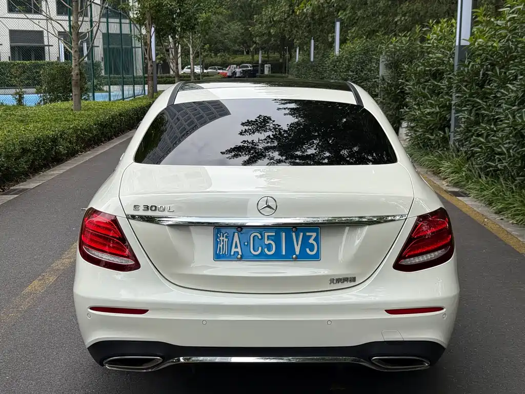 Mercedes-Benz E-Class 2017