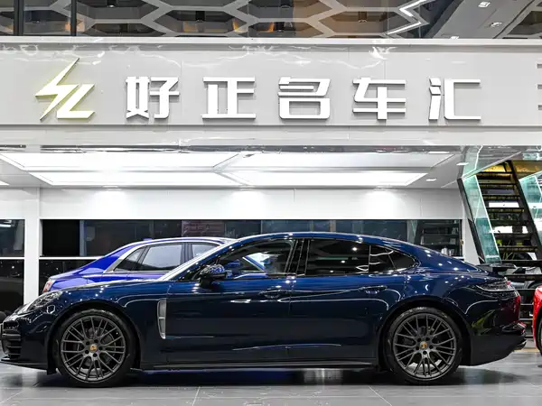 Porsche Panamera 2024