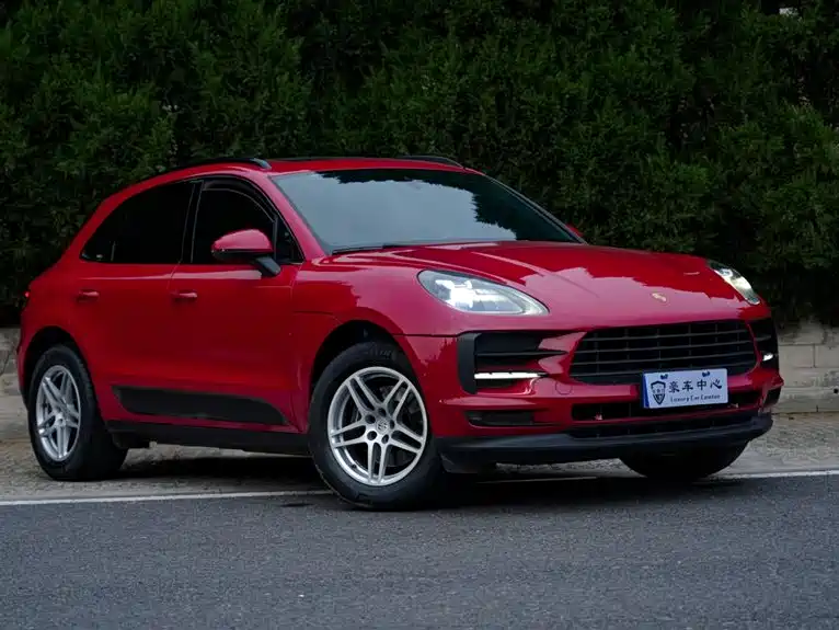 Porsche Macan 2021