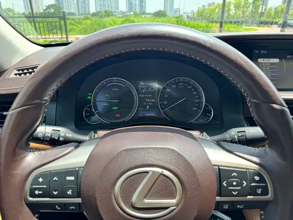 Lexus ES 2017