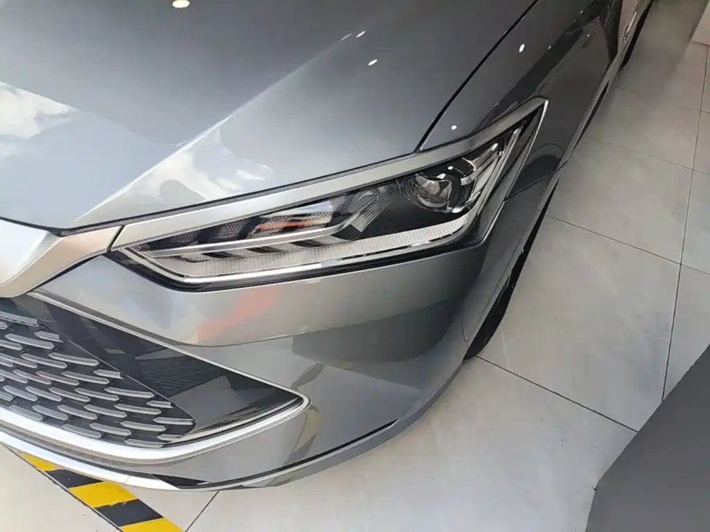BYD Qin PLUS 2025 — фото 24
