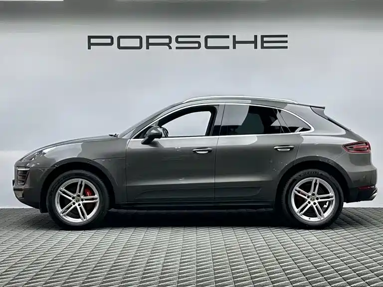 Porsche Macan 2017 — фото 4