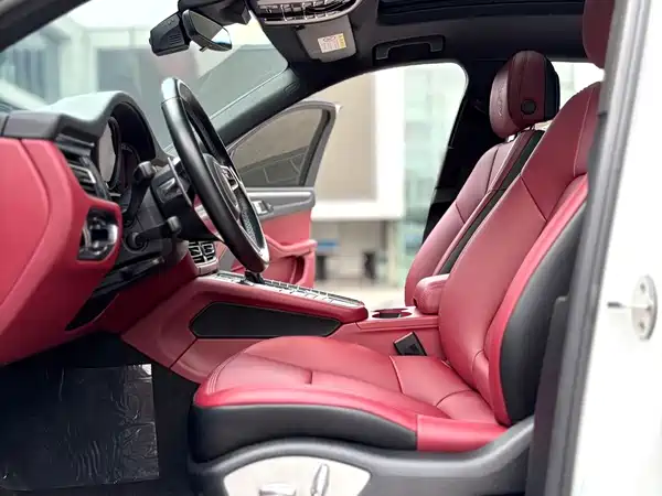 Porsche Macan 2020