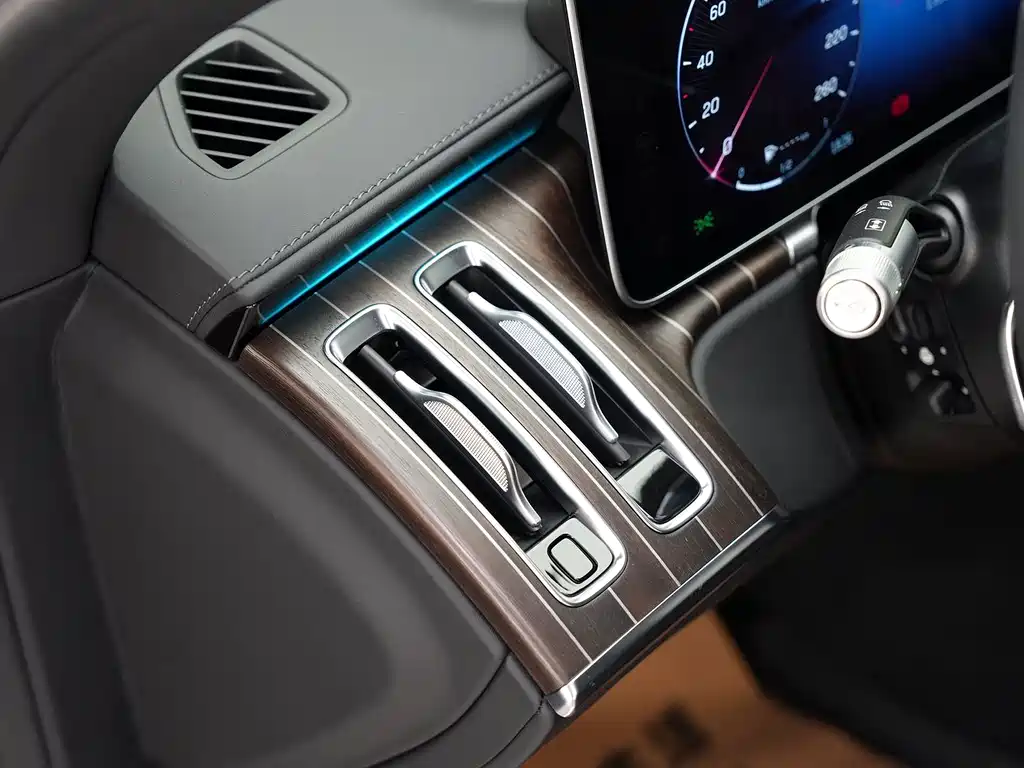 Mercedes-Benz Maybach S-Class 2022 — фото 9