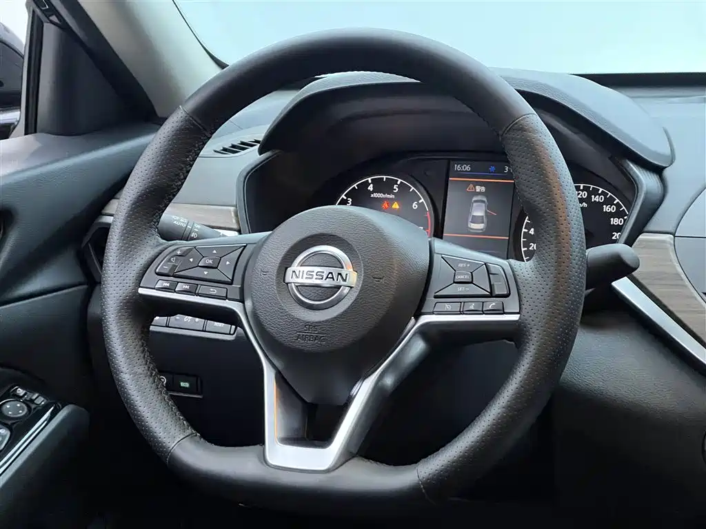 Nissan Teana 2023 — фото 12