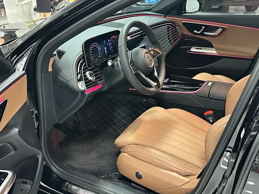 Mercedes-Benz E-Class 2025