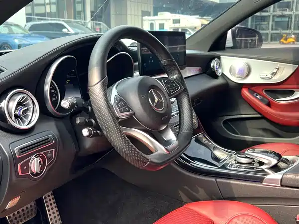 Mercedes-Benz C-Class 2016