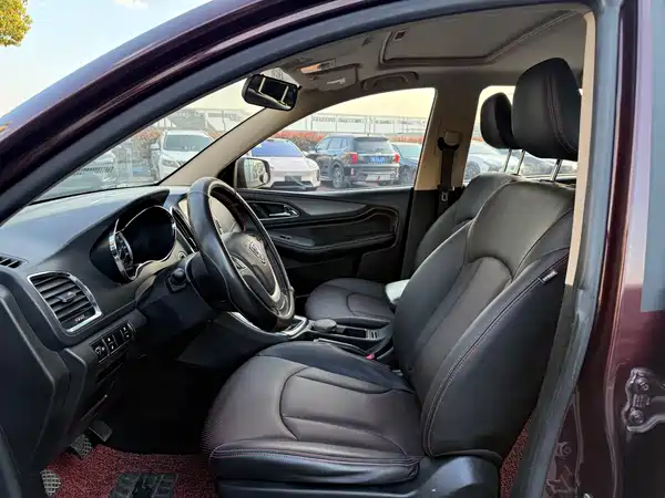 Baojun 560 2015