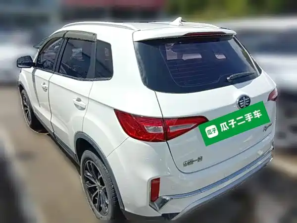 FAW Senya R7 2018