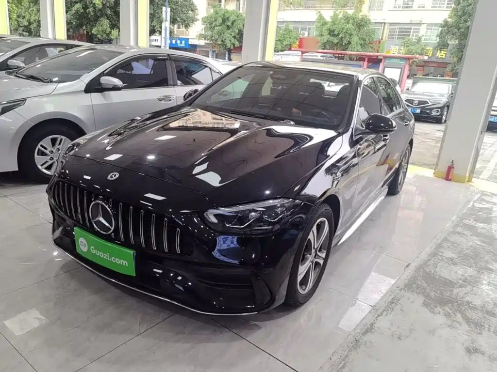 Mercedes-Benz C-Class 2022