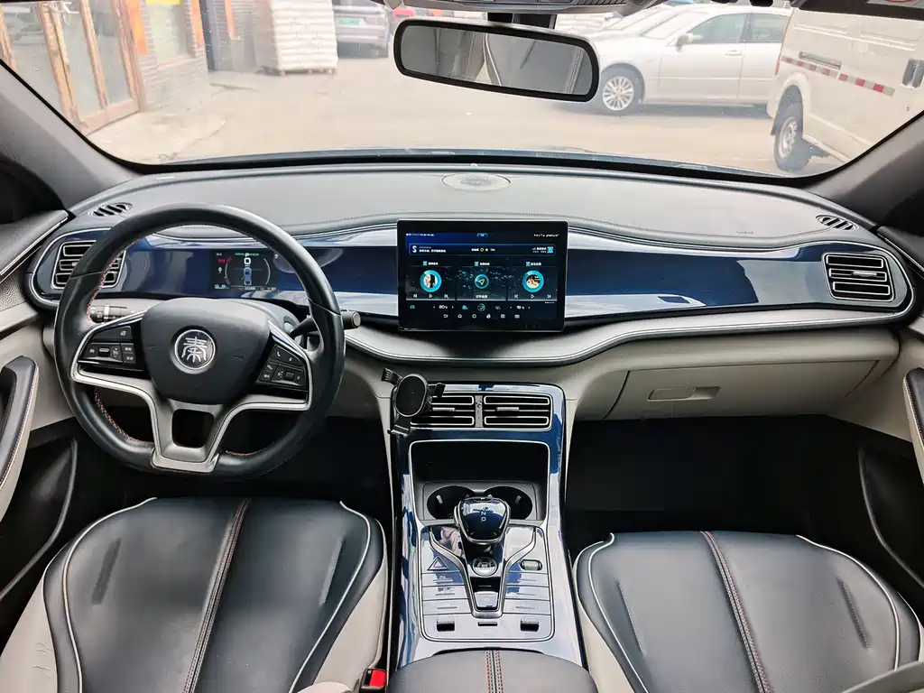 BYD Qin PLUS 2022 — фото 6