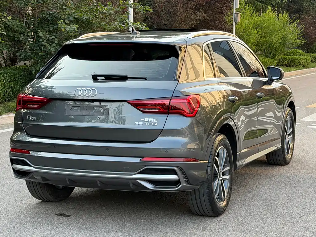 Audi Q3 2023 — фото 15