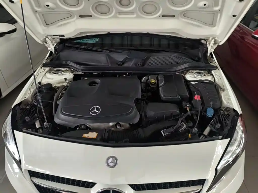 Mercedes-Benz A-Class 2017 — фото 20