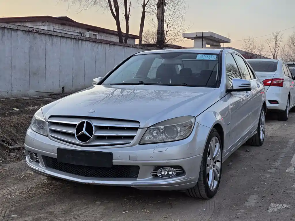 Mercedes-Benz C-Class 2009