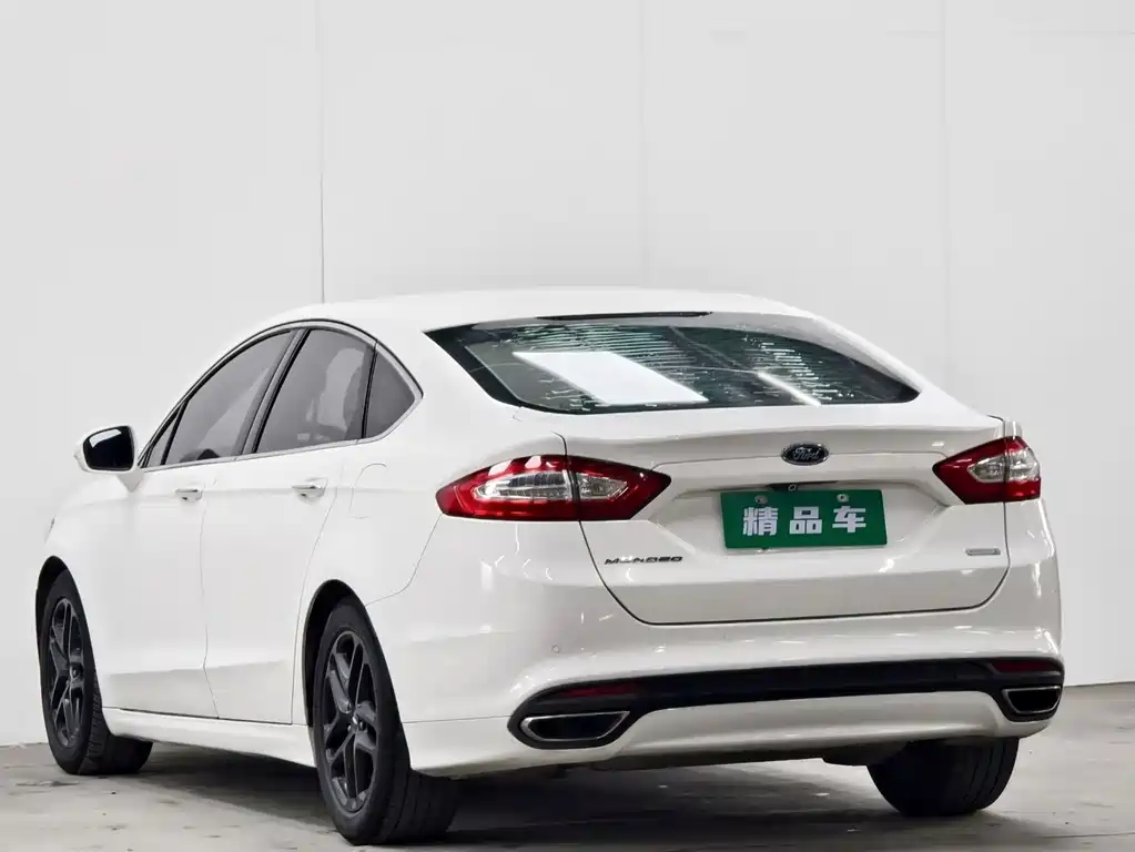 Ford Mondeo 2015 — фото 6